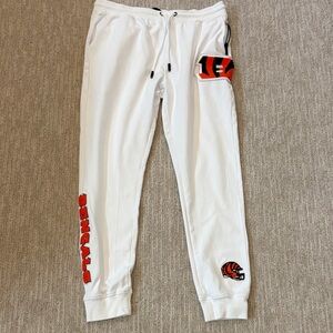 Bengals white sweatpants/jogger. Pro Standard Luxury collection.